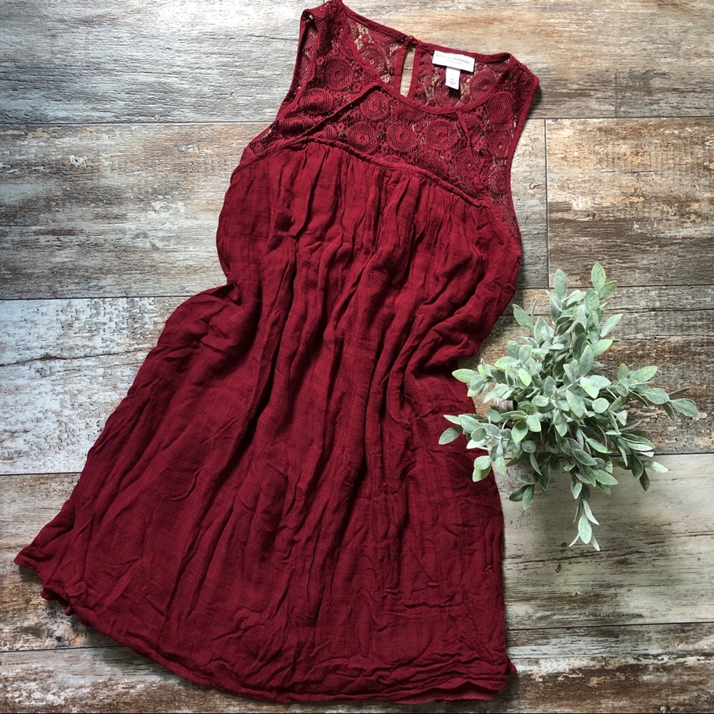Liz Lange | Lace Top Maternity Dress